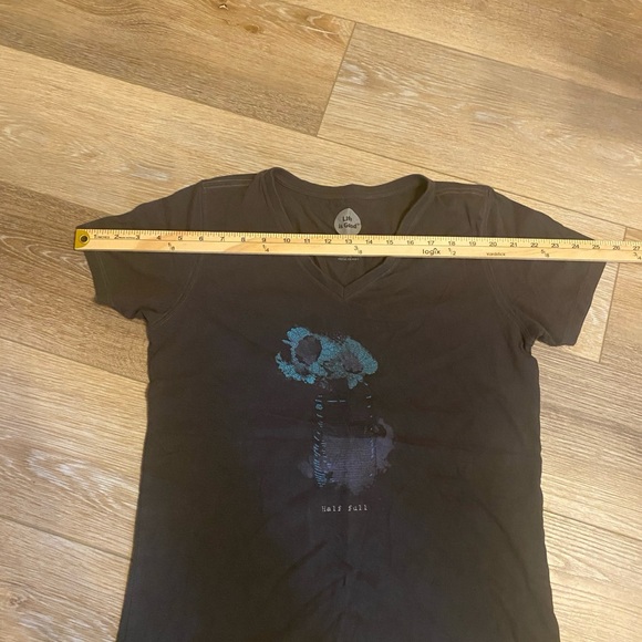 ‘Life is Good’ Classic Fit Half Full Women’s Tee - Picture 8 of 8